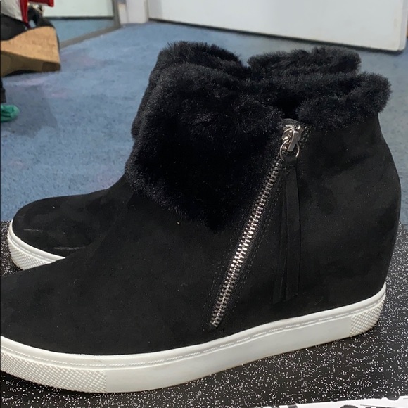 Fur Booties - Picture 3 of 5